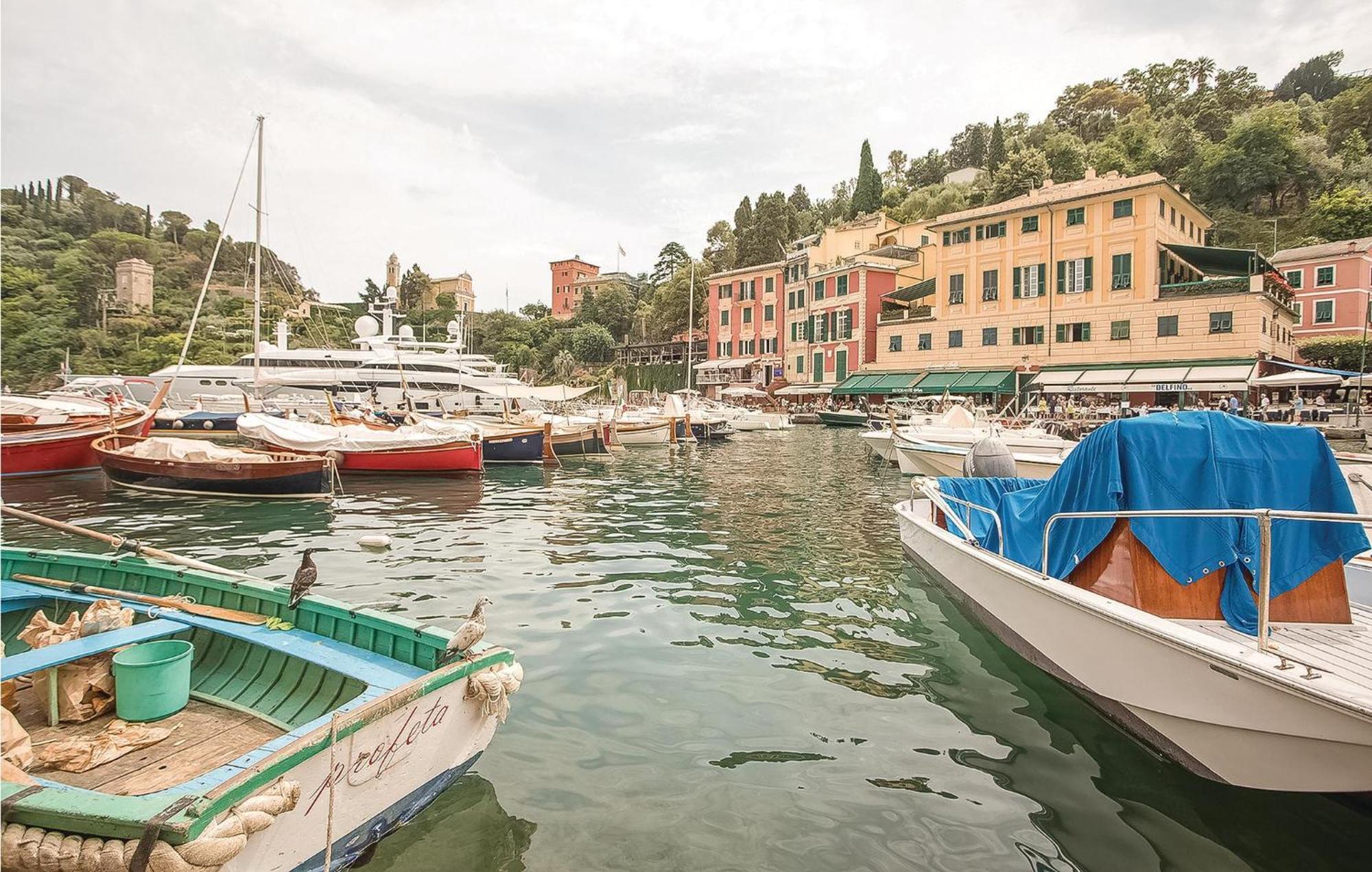 Awesome Apartment In Rapallo Ge With Kitchen Sant'Anna  Bagian luar foto